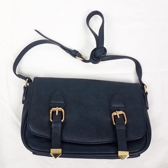 Charming Charlie Handbags - Charming Charlie Adjustable Strap Cross Body Bag